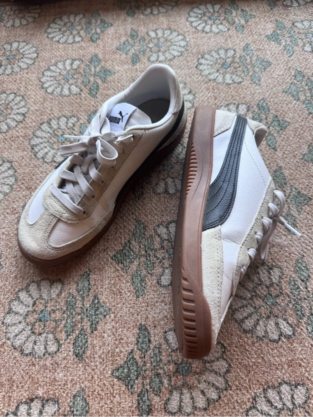 Puma Club Era Black & Gum Retro Court Sneakers women’s size 8.5